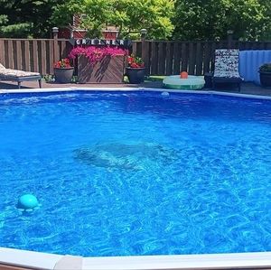 Meet your Posher, Robin